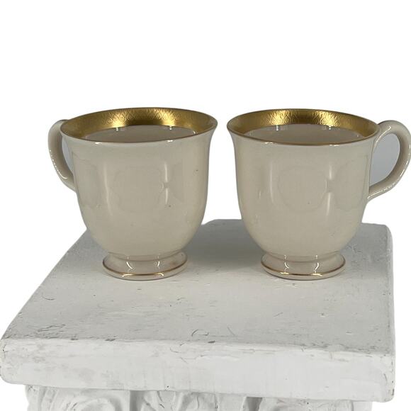 American Manor Shenango Templar Ivory Gold Rim Demitasse Teacups Elegant Vintage - Picture 5 of 15